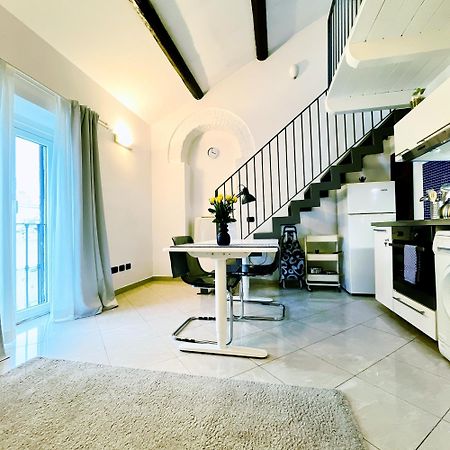 شقة Cozy Loft In A Fashion District Of ميلان المظهر الخارجي الصورة