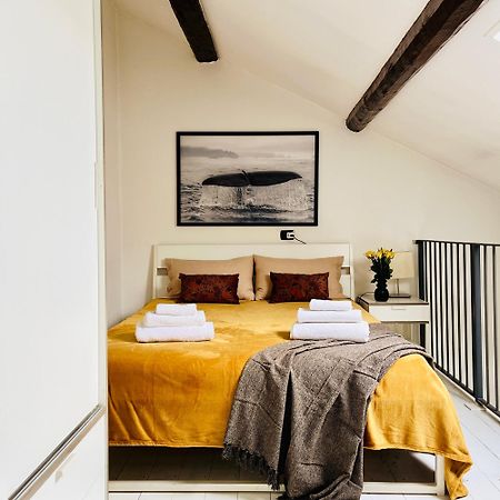 شقة Cozy Loft In A Fashion District Of ميلان المظهر الخارجي الصورة