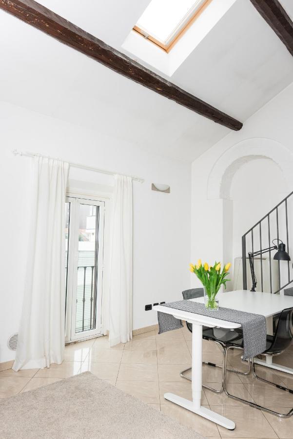 شقة Cozy Loft In A Fashion District Of ميلان المظهر الخارجي الصورة