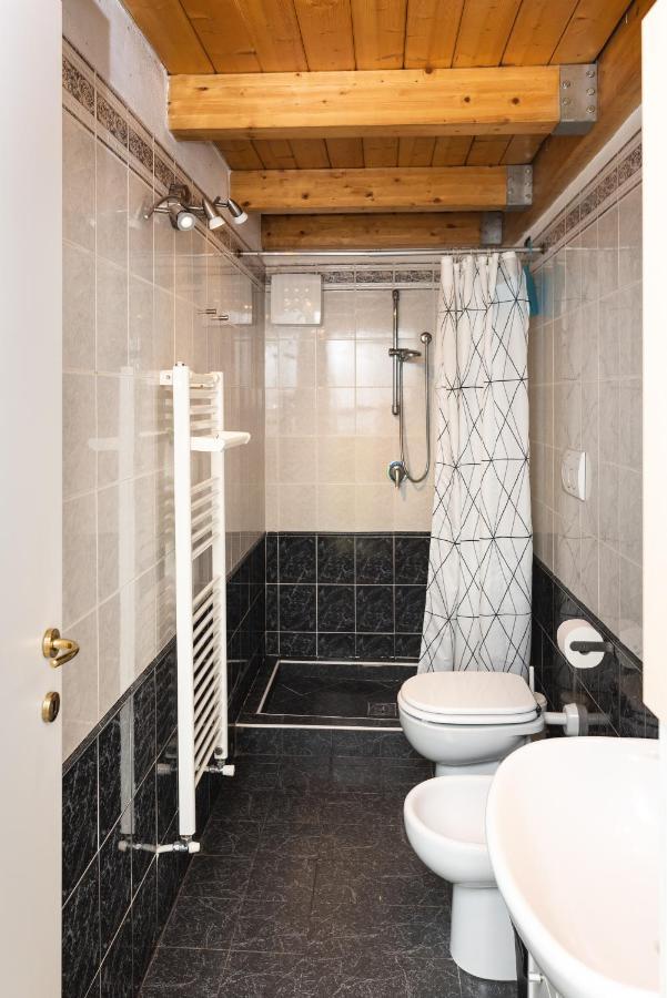 شقة Cozy Loft In A Fashion District Of ميلان المظهر الخارجي الصورة