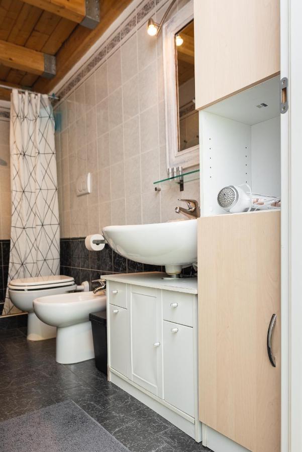 شقة Cozy Loft In A Fashion District Of ميلان المظهر الخارجي الصورة